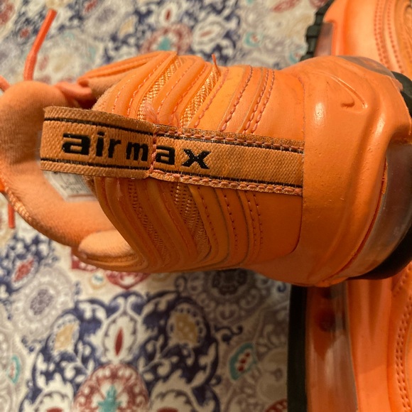 Orange Air Max Nike sneakers size 6 - Picture 3 of 4